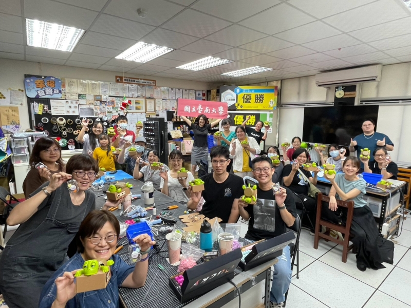 2026.10.14 「輔助科技好好玩!」烏龜發聲器實作 × AI數位輔具創新應用 2026.10.14 「輔助科技好好玩!」烏龜發聲器實作 × AI數位輔具創新應用